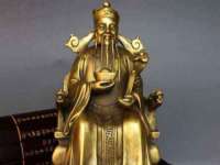 丹东市振兴区派特生物皮肤病研究所